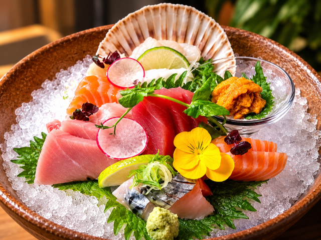 SuMiBi Kaz ASSORTIMENTS SASHIMI